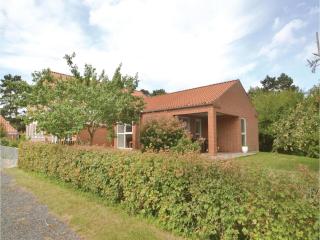 Eight-Bedroom Holiday Home In Glesborg - Glesborg - 4