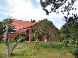 Eight-Bedroom Holiday Home In Glesborg - Glesborg - 3