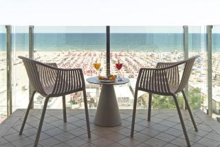 Hotel Regina Fronte Mare - 0