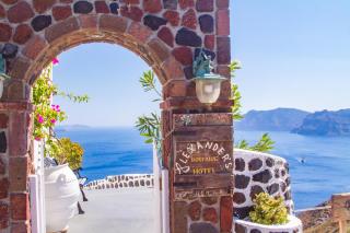 Alexander's Suites - Oia - 3