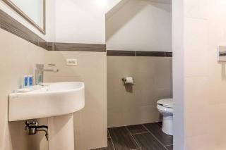 Rodeway Inn Chicago/Evanston - Lincolnwood - 5
