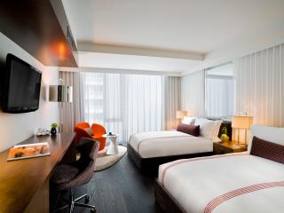 1 Hotel Toronto - 6