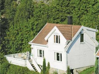 4 Bedroom Beautiful Home In Lindesnes - 9