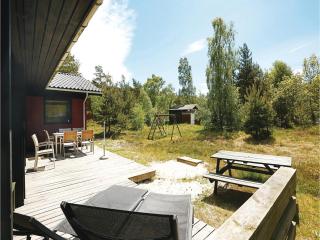 Holiday Home Lyngvejen Aakirkeby Iii - 3