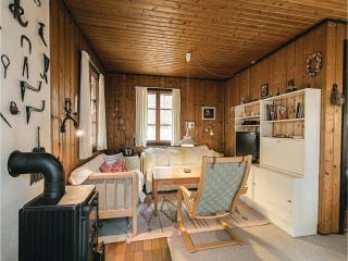 3 Bedroom Amazing Home In Aakirkeby - Vester Sømarken - 9