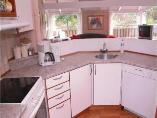 Three-Bedroom Holiday Home In Allinge - Allinge - 3