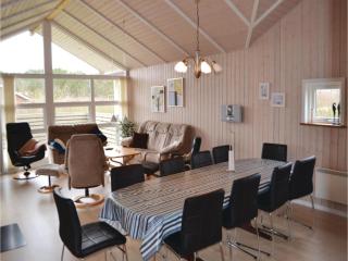 Five-Bedroom Holiday Home Tarm With A Fireplace 03 - 5