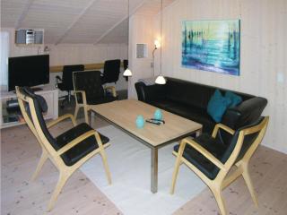 Three-Bedroom Holiday Home In Allinge - Allinge - 8