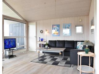 Four-Bedroom Holiday Home In Hvide Sande - 4
