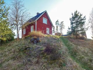 Beautiful Home In Vilshult With Kitchen - 4