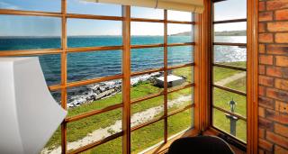 Stanley Village Waterfront Accommodation - Stanley - 3