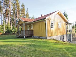 Stunning Home In Lidhult With Lake View - 7