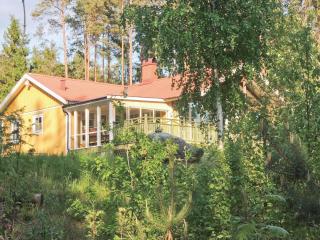 Stunning Home In Lidhult With Lake View - 4