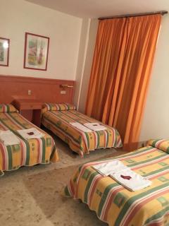 Hostal Carlos III - El Ejido - 6