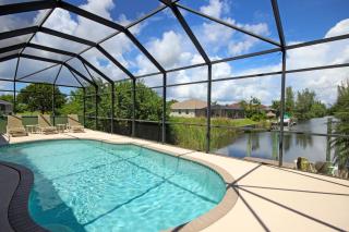 Buttonwood Bay SW Cape - waterfront private home locally managed - Cape Coral - 7