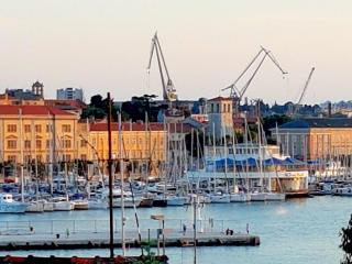 App Obrovac in the centre - with amazing sea view! - Pula - 6