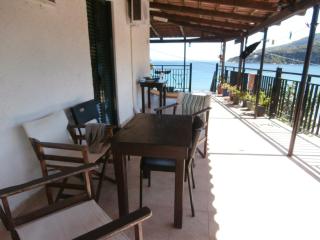Pansion Limni - Kerion - 2