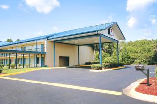 Residence Hub Inn and Suites - Marianna - 5