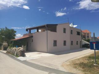 Apartments with a parking space Nin, Zadar - 13594 - 6