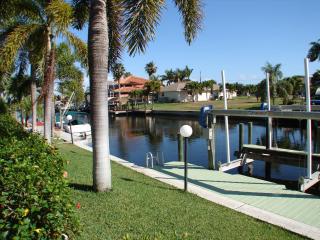 Key Largo SW Cape - waterfront private home locally owned & managed, fair & honest pricing - 2