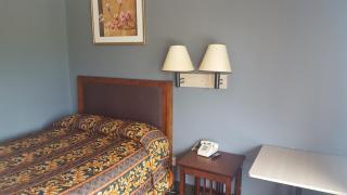 Travel Inn - Sharonville - 6