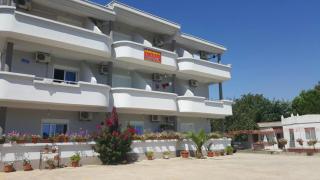 Apartments Daris - 0