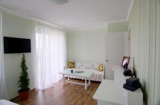 Flatsy at Botanichniy Sad underground - Kharkiv - 3