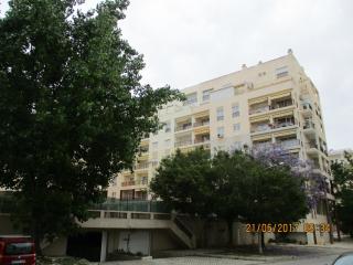 Edificio Canoa - Armação de Pêra - 0