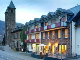 Ferienhaus Zenz - Ferienwohungen - Ernst - 2