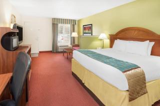 Baymont by Wyndham Orangeburg North - Orangeburg - 2