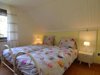 Holiday home with garden in Hellenthal Eifel - Hellenthal - 7