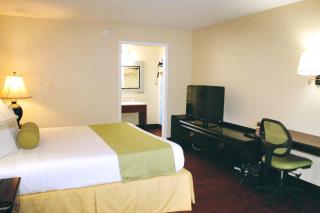 Residence Hub Inn and Suites - Marianna - 2