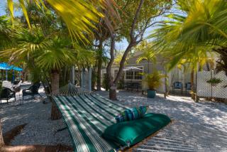 Tarpon Tale Inn - 9