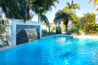 NewPort Dream Quiet Island - No Party Maximum 9-10 People - Redcliffe - 0