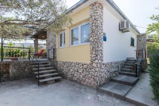 Beach House Lana - 6