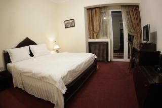 Quartier Suisse Hotel - Broummana - 4