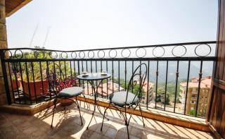 Quartier Suisse Hotel - 4