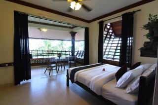 Kovalam Beach Hotel - Kovalam - 4