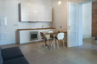 Stay in heart of town - 6