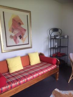 The Cottage at 95a - self contained, quiet and peaceful - Big Omaha - 9
