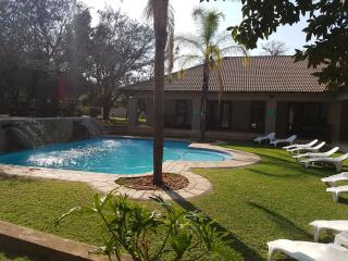 Summerset Place Country House - Bela-Bela - 3