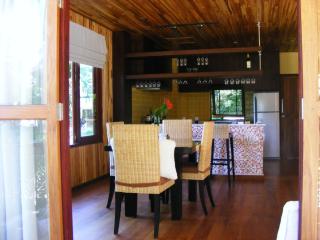 Baan Banyan Villa, wood house short walk to Mae Nam beach - Mae Nam - 6