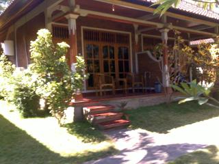 Bayumantra Bungalows - 4