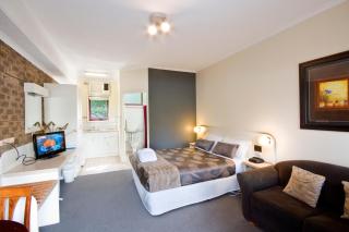 Lorne Coachman Inn - Lorne - 2