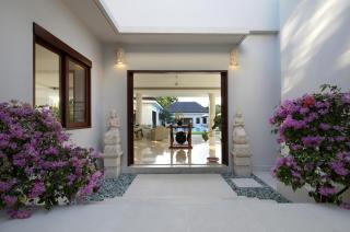 Villa Istana Putih by Nakula - Canggu - 5