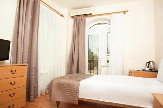 Old City Inn Hotel - 1