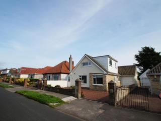 Llonyddwch - Porthcawl - 0