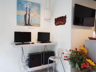 De UPTOWN Hotel @ SS2 - 2