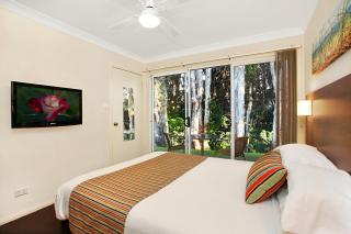 Flynns on Surf Beach Villas - Port Macquarie - 4