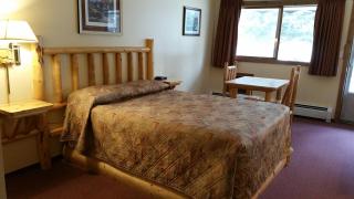 Yellowhead Motel - Valemount - 3
